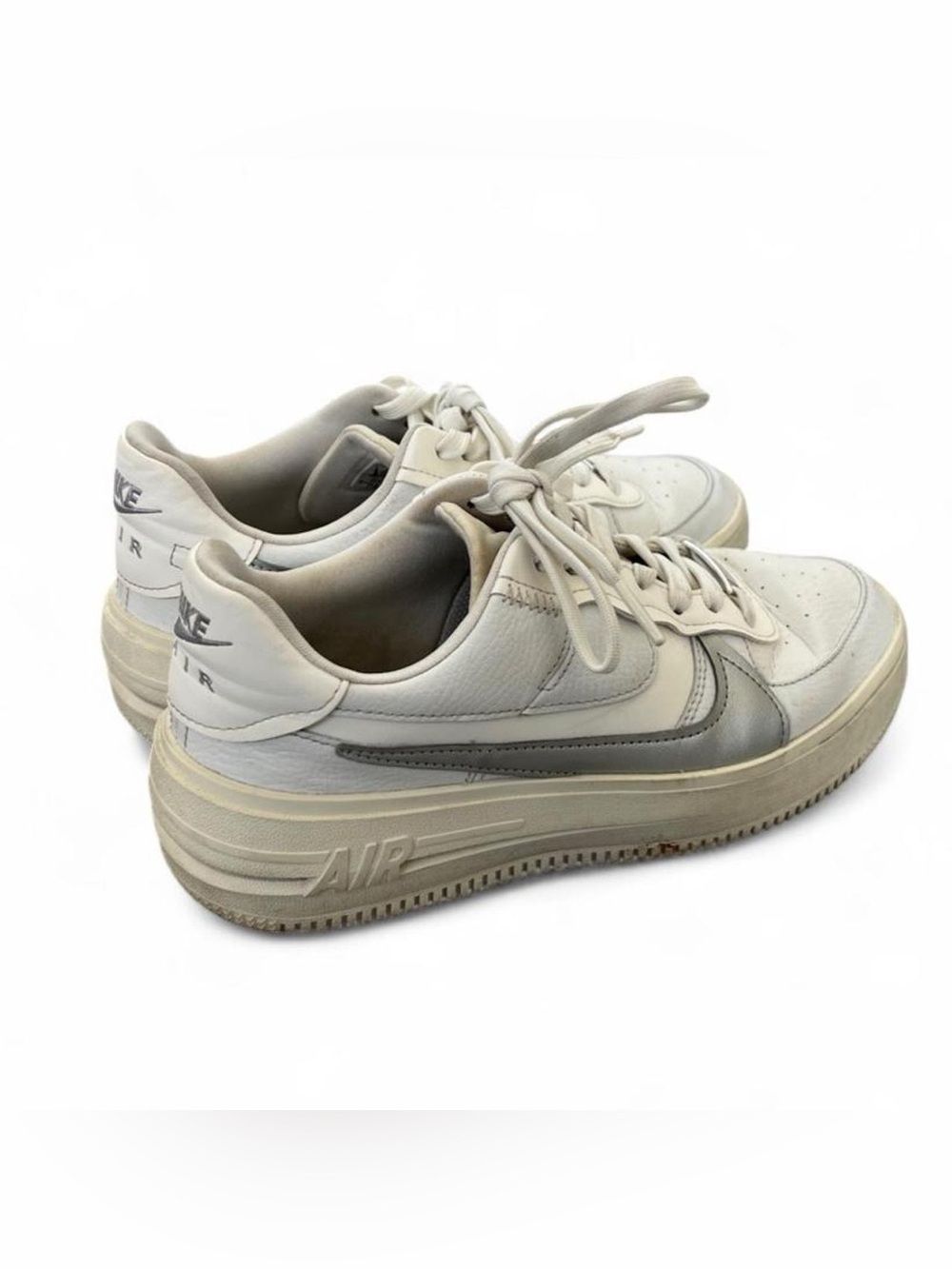 Nike Women’s Low-Top Air Sneakers in Off-White and Light Gray
